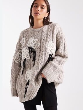 ASOS Design Sweater Womens Small Beige Cable Knit Floral Tassel Chunky Pullover
